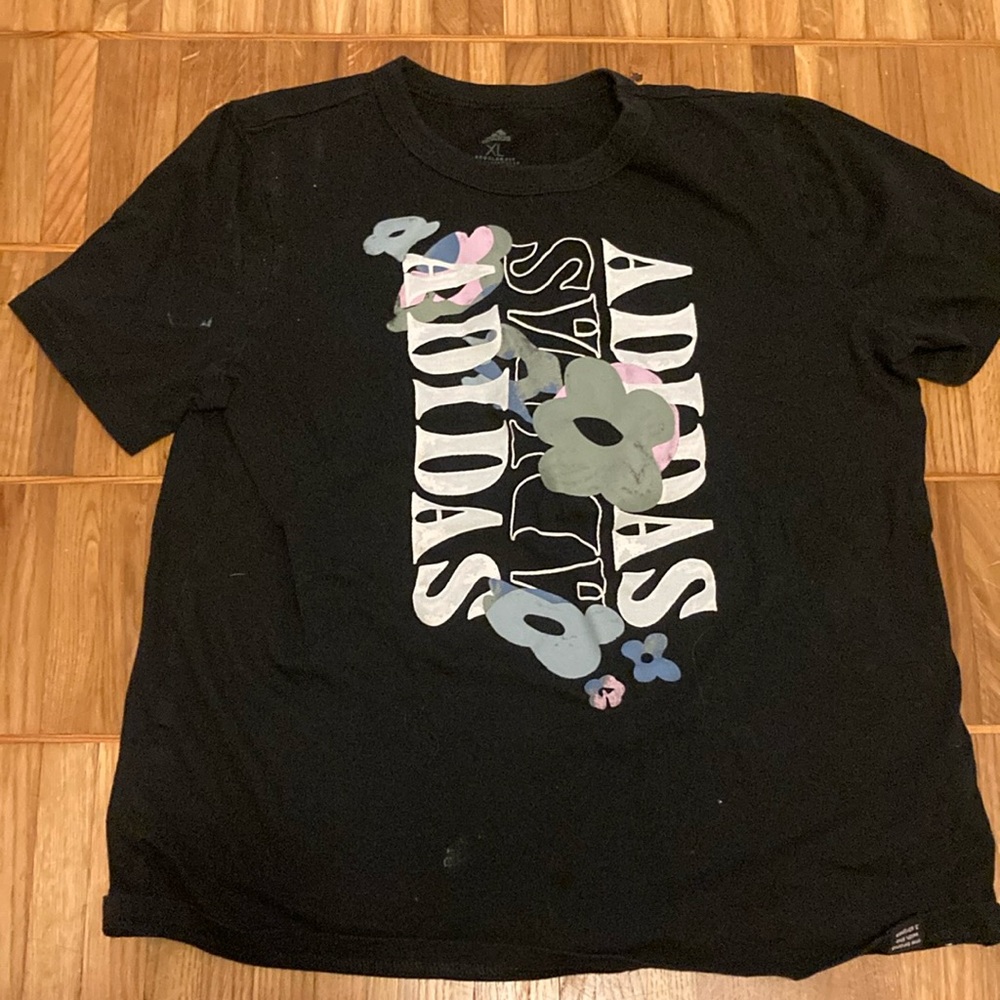Adidas t shirt